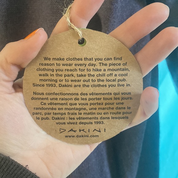 Size M Dakini NWT sweater - Picture 4 of 4